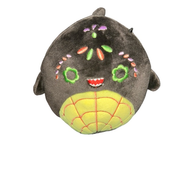 DotD Halloween 2023 5” Oceana the Shark Squishmallows Plush - Picture 7 of 8